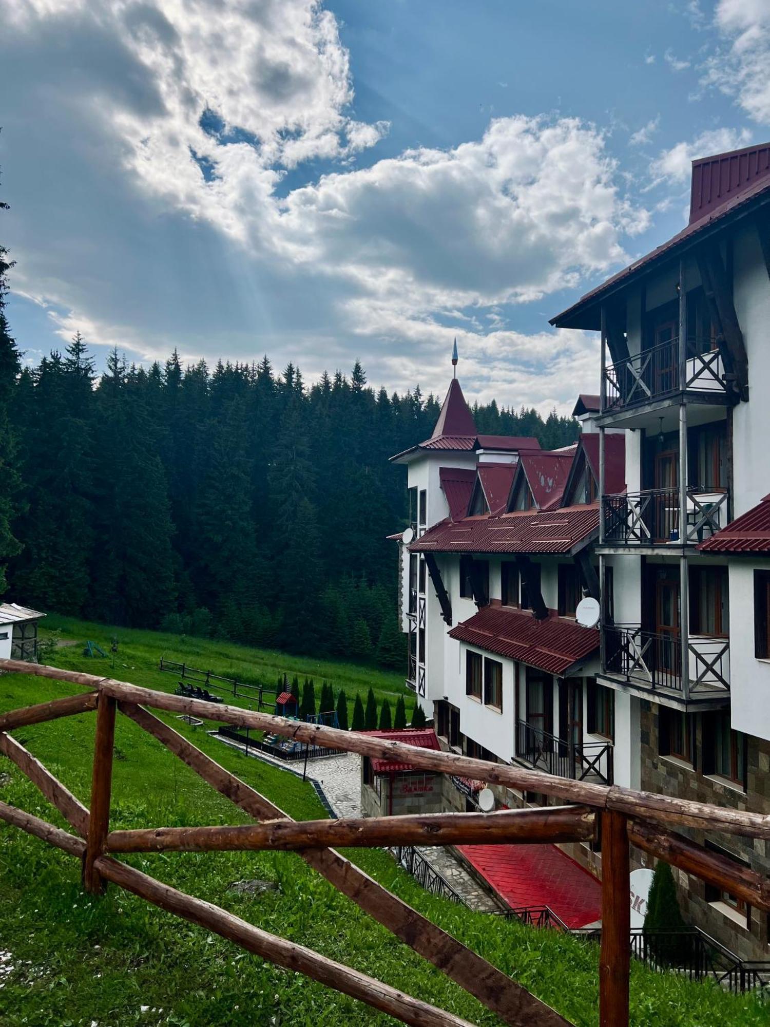 Апартамент Касъл Pamporowo Exterior foto